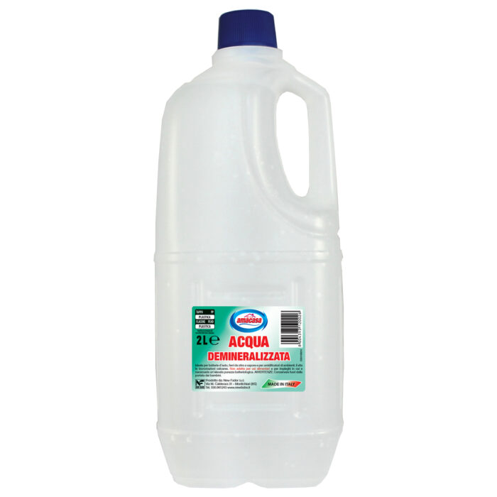 Acqua distillata / demineralizzata 2 litri